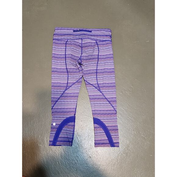 Lululemon Mid Rise Run Inspire Crop II Space Dye Twist Iris Flower Size 8 - Picture 4 of 6